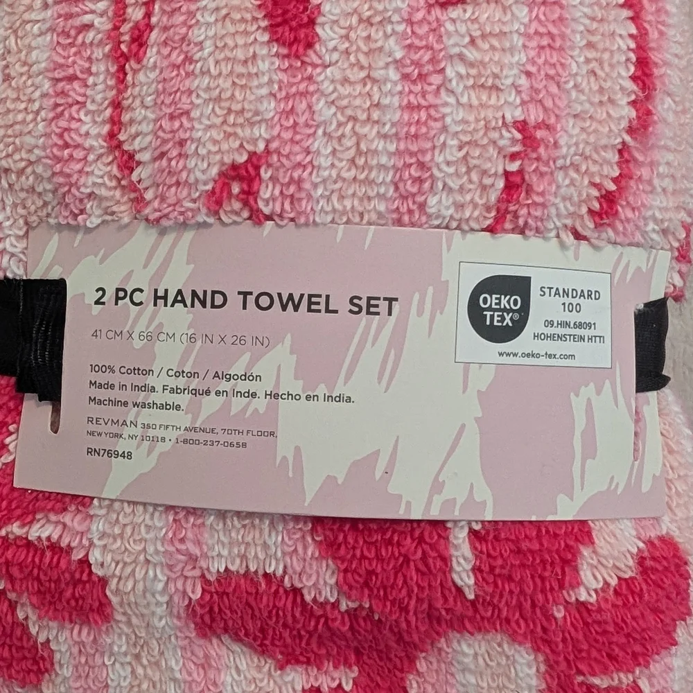 Betsey Johnson Pink Floral Happy Face Retro 70's Style Hand Towel Set